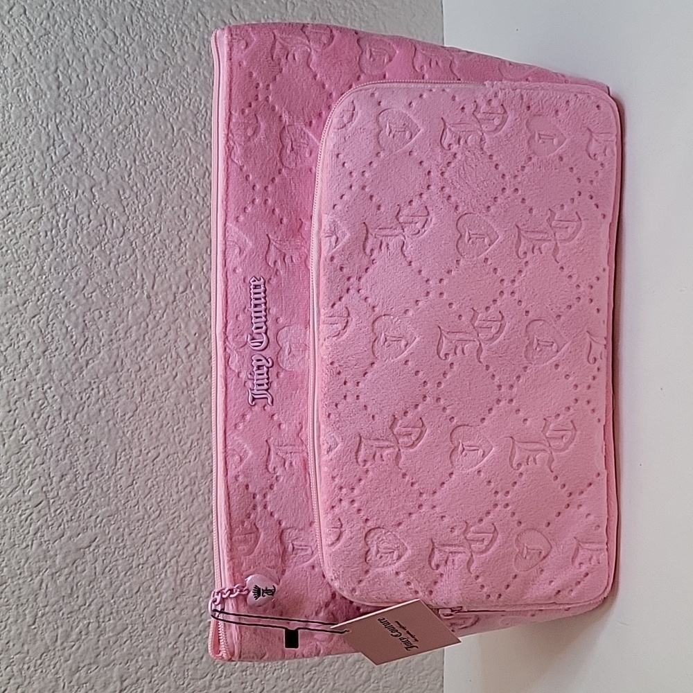 NWT Juicy Couture Pink Velour Travel Cosmetic Bag With 1 Travel Toiletry Bottle